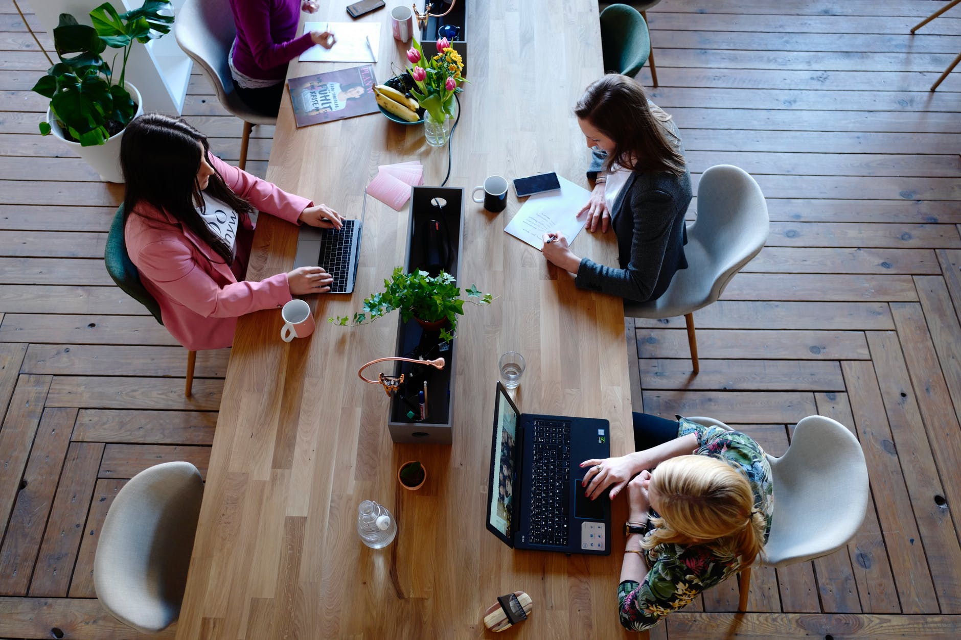 Dedicated Desk Space for Individuals & Small Teams