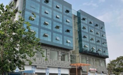 10 Biz Park