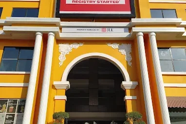 Spectrum Metro Mall